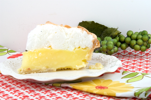 Lemon Meringue Pie | afoodieaffair.com