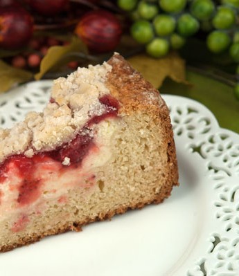 Strawberry Cream Cheese Coffee Cake | afoodieaffair.com