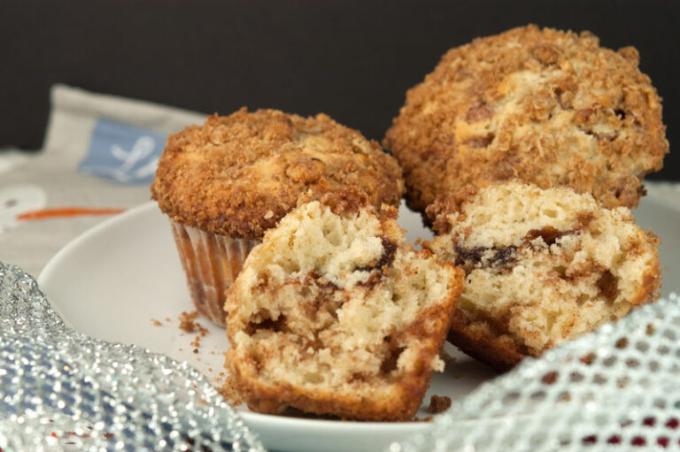 Cinnamon Streusel Muffins | afoodieaffair.com