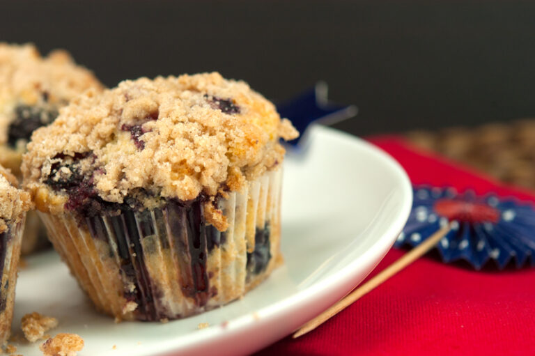 Lemon Blueberry Muffins with Streusel Topping | afoodieaffair.com