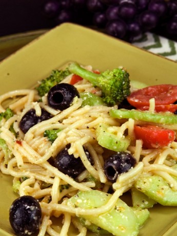 Italian Spaghetti Salad | afoodieaffair.com